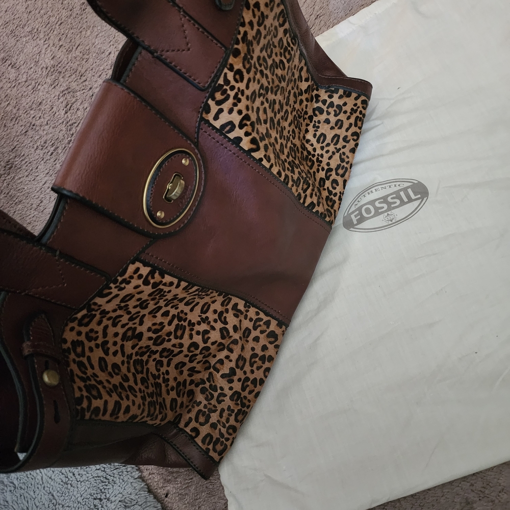 Fossil Women's Brown Leopard-Accent Leather Tote